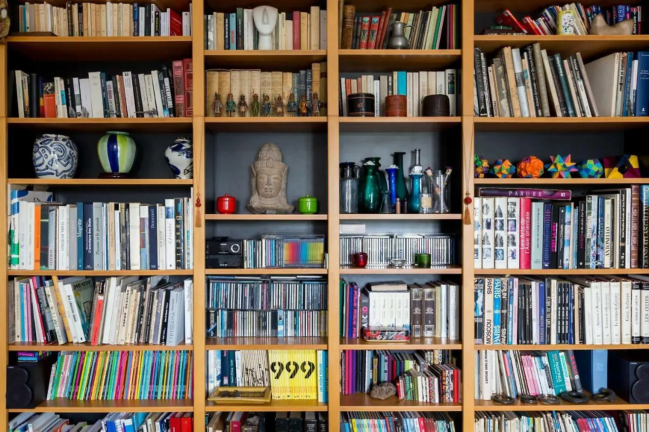 Veeve - The Art Archive Apartment