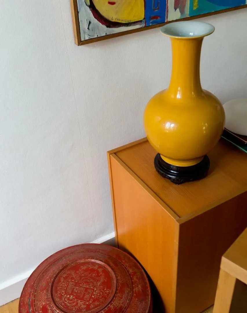Apartment Veeve - The Art Archive *